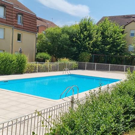 Beaune Appartement Avec Parking Et Wifi Gratuit Exterior foto